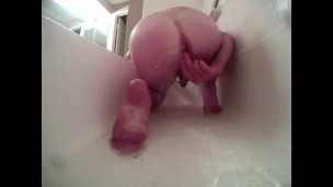 wet wednesday enema fun squirting out my ass with water