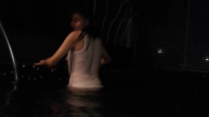 Me meti a nadar con mi ropa