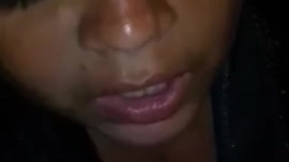 la morrita me hace una buena pajita y traga leche - Vídeo de sexo ...