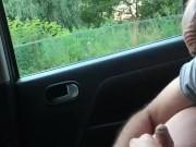 Взрослая девушка увликательно смотрит на самоотсос 13/16