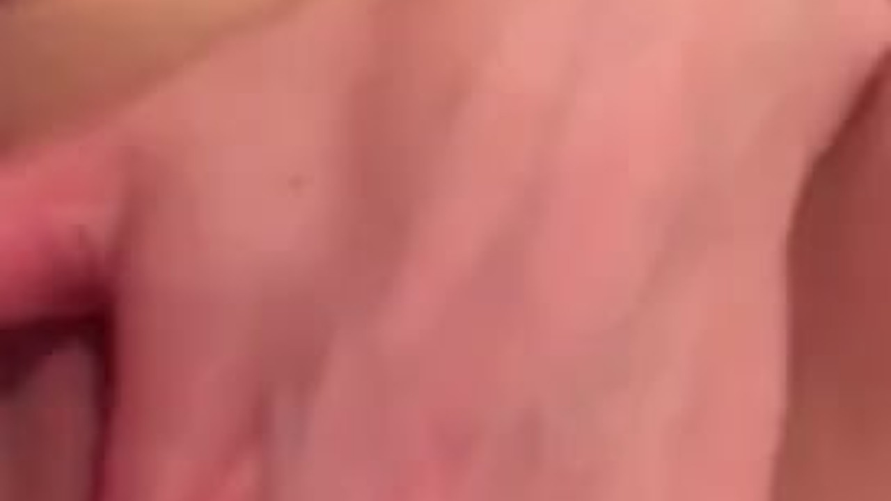Fingered secretly on bright day and my friend doesn't notice it - RedTube