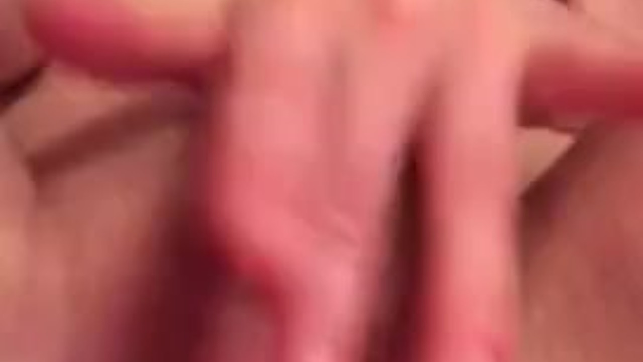Fingered secretly on bright day and my friend doesn't notice it - RedTube
