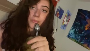 Fox girl puts in her tail and plays with herself (FULL VIDEO ON ONLYFANS)