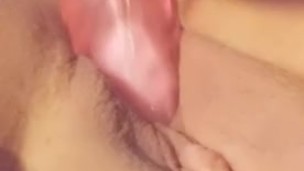 Mmmm my pussy needs a good pounding