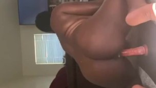 Fat ebony ass enjoys pink toy 