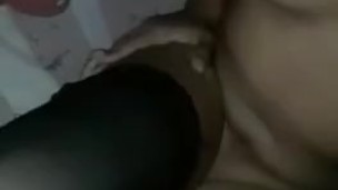 Masturbandome Solita en mi habitacion!!