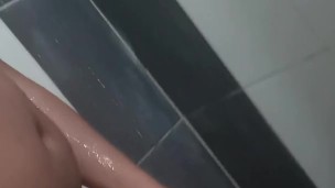 Pinoy shower masterbation