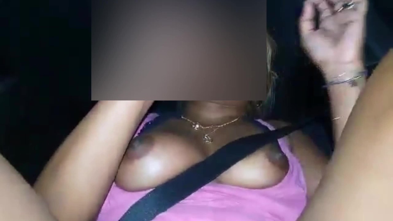 Flashing PUSSY and TITS on a HIGHWAY While Driving - Public Voyeur - Darmowe seks wideo - RedTube