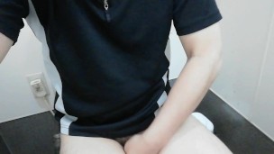 I'm Japanese gay.I live in Yokohama.My masturbation, onanism.