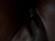 Mi novia me manda video masturbándose dice que extraña mi verga