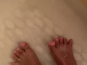 Spreading my toes In the shower 16/16