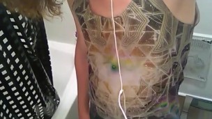 Playing w/My Nipple Peeing & Vaping