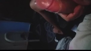 Masturbándome pensando en una veneca de culo grande