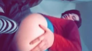 Lonely slut just wants to squirt
