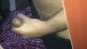 Masturbacion masculina en espejo