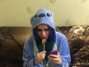 Косплей Стич. Сосет, делает горловой минет. Съемка от первого лица. 3/16