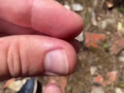 ЭКСГИБИЦИОНИСТ ПАРЕНЬ ДРОЧИТ В ОБЩЕСТВЕННОМ МЕСТЕ В ЗАБРОШЕННОМ ДОМЕ | PORNHUB