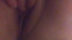 Bald Wet Pussy Play