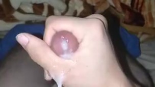 skinny cumming before bed
