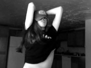 dancing - Screenshot 3 of 16 - Teenager 