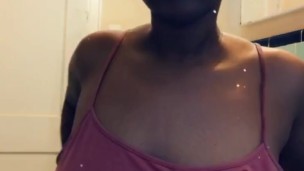 Can you play with my nipples 