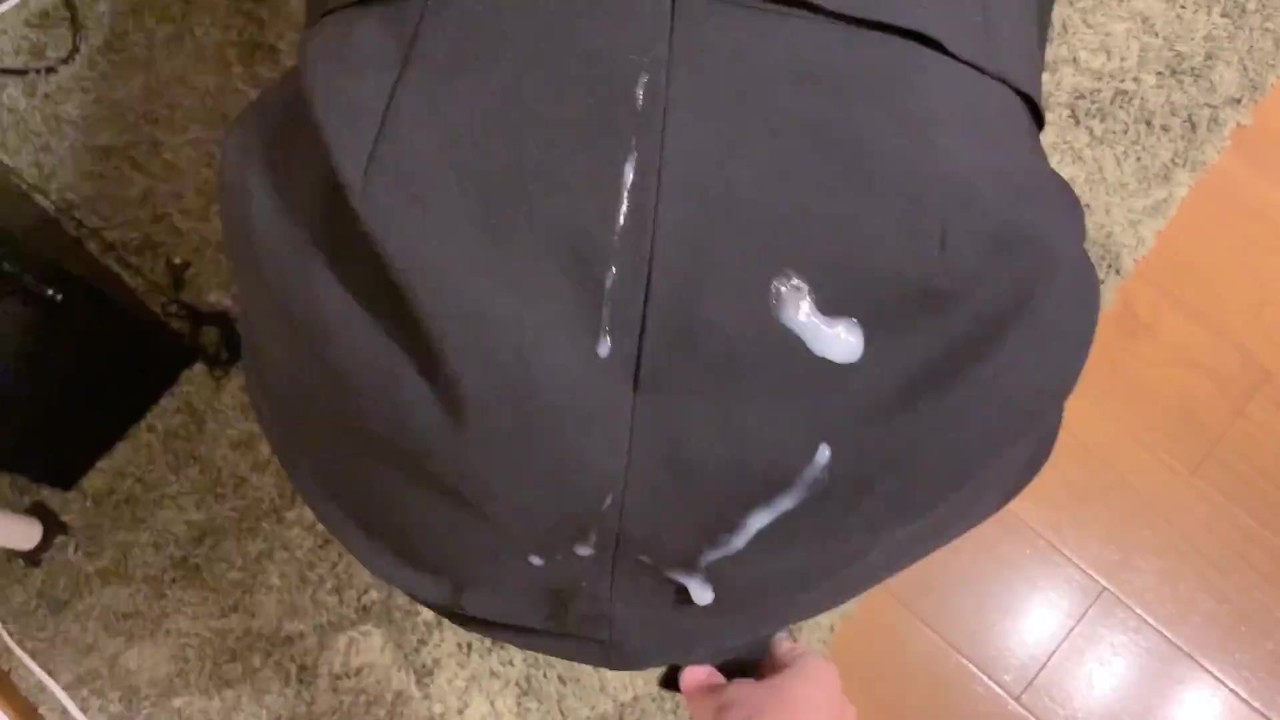 リクルートスーツを着た嫁と着衣セックス cum onto office skirt - 無料セックスビデオ - RedTube