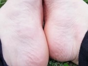 Toe teasing and toe wiggling compilation - Screenshot 5 of 16 - Toes