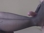 Me masturba con los pies y me la cojo duro 4/16