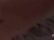 Секс на кроватке с мамой друга 3/16