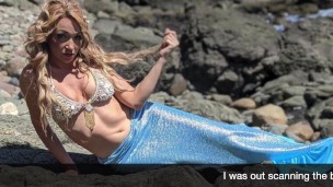 BLONDE COSPLAY MERMAID FUCKED IN THE SHOWER AFTER A BEACH PHOTOSHOOT (short)