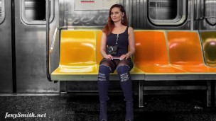 Flashing in Subway — virtual reality with Jeny Smith