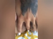 Me levanto caliente y me masturbo 10/16