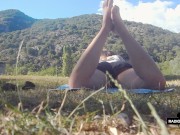 PANDA VLOG # 1: DIETRO LE QUINTE, TETTONA ITALIANA MOSTRA I PIEDI AL PARCO 11/16