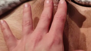letting hubby fuck his chasity cage