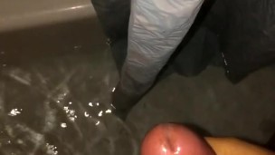 Nutting a fat load in the shower 