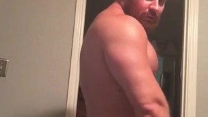 Sexy Big Dick Musclebear Flexing Naked P1 Hot Alpha Bear OnlyfansBeefBeast 