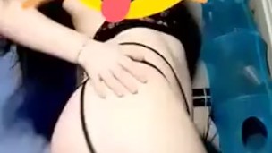 Booty Jiggling