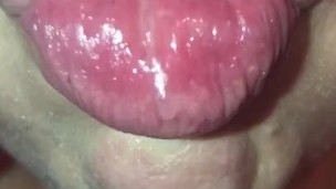 Wet Lip Sniffing