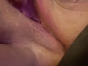Bbw rubbing her clit very close up