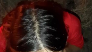 Страстная лесби сделала мне кунилингус среди ночи в лесу у костра.