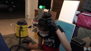 Shop Vaccing the Garage with Viva Athena 4k