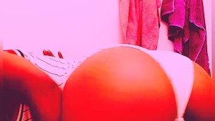Blackbarbeeboo Twerks A Lil