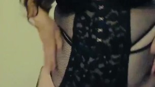 Come play with me 