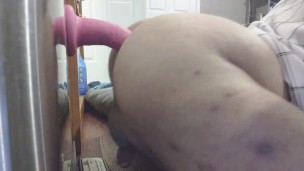 SISSY CUMMING INSTANTLY WHEN COCK TOUCHES HER HOLE