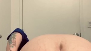 MILF playing with herself in the work bathroom