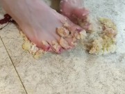 Cake crushing  - Screenshot 13 of 16 - Crushing