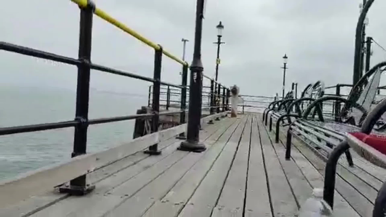 Voyuer Hot Latina on a Public Beach Pier in Revealing Loose Shorts - Panty Slip Candid - Free Sex Video - RedTube