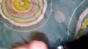 Joven caliente quiere sexo con estraños y follar