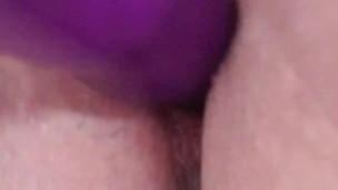 Wet pussy clit stimulator