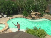 cleaning pools in houston 13/16